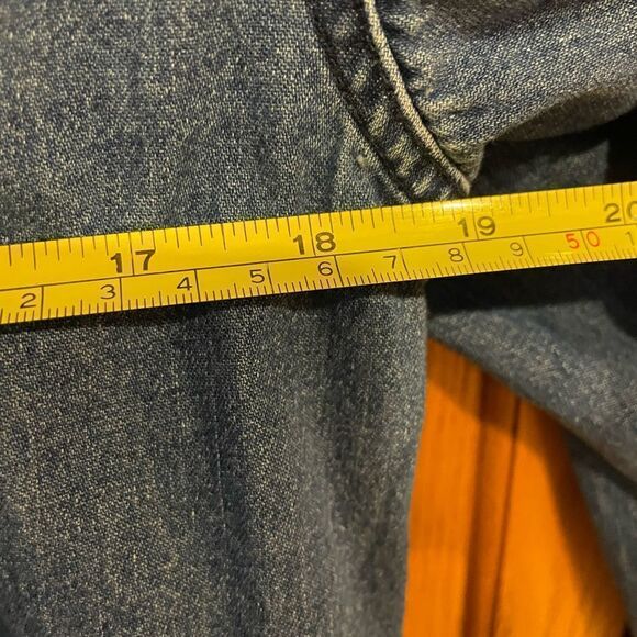 Solutions Christmas Embroidery Cat Jean Shirt Women’s PM - Picture 15 of 15